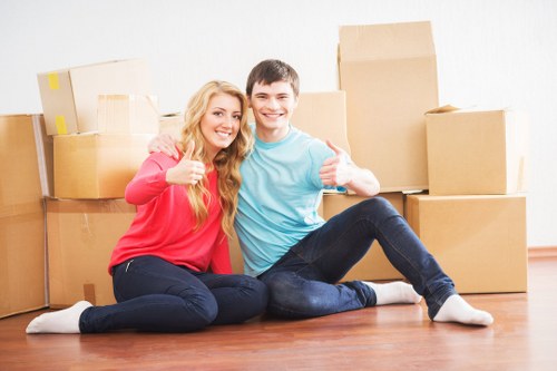 Local moving help for flats and homes in Roehampton